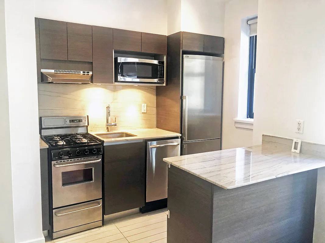 Apartment for rent at 400 E 57th St #10JJ, New York, NY 10022