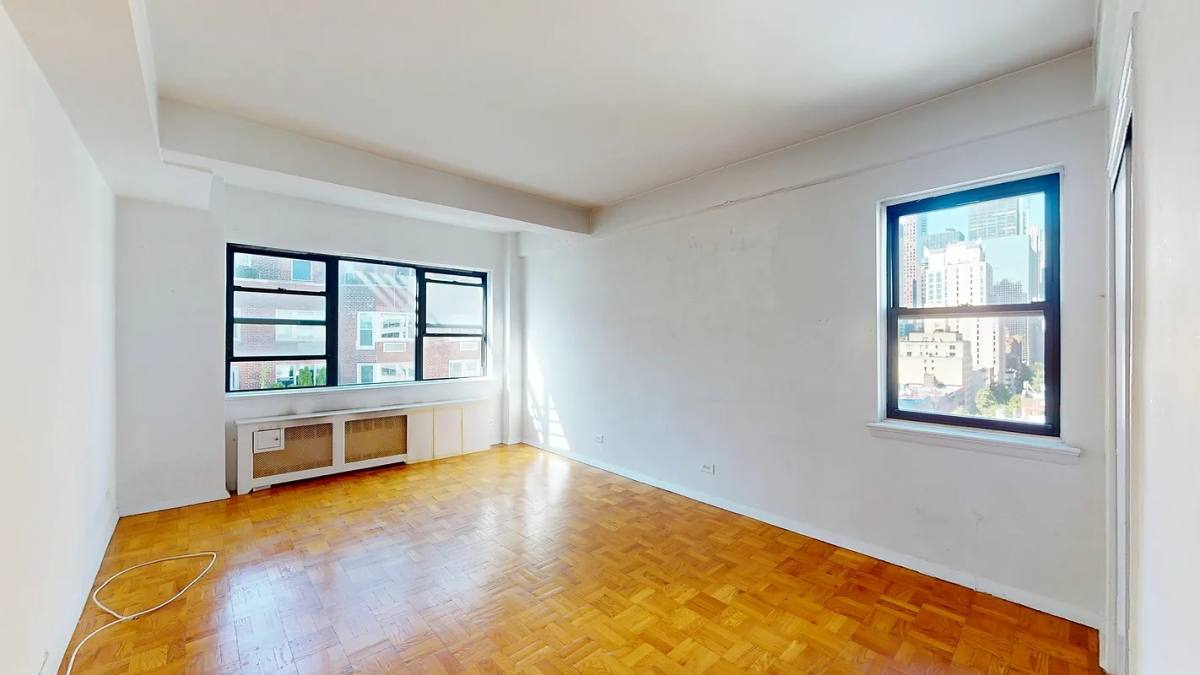 Apartment for rent at 20 Beekman Place #12FF, New York, NY 10022