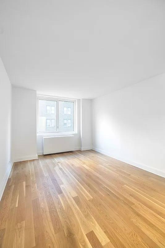 Apartment for rent at 424 W End Ave #1406, New York, NY 10024