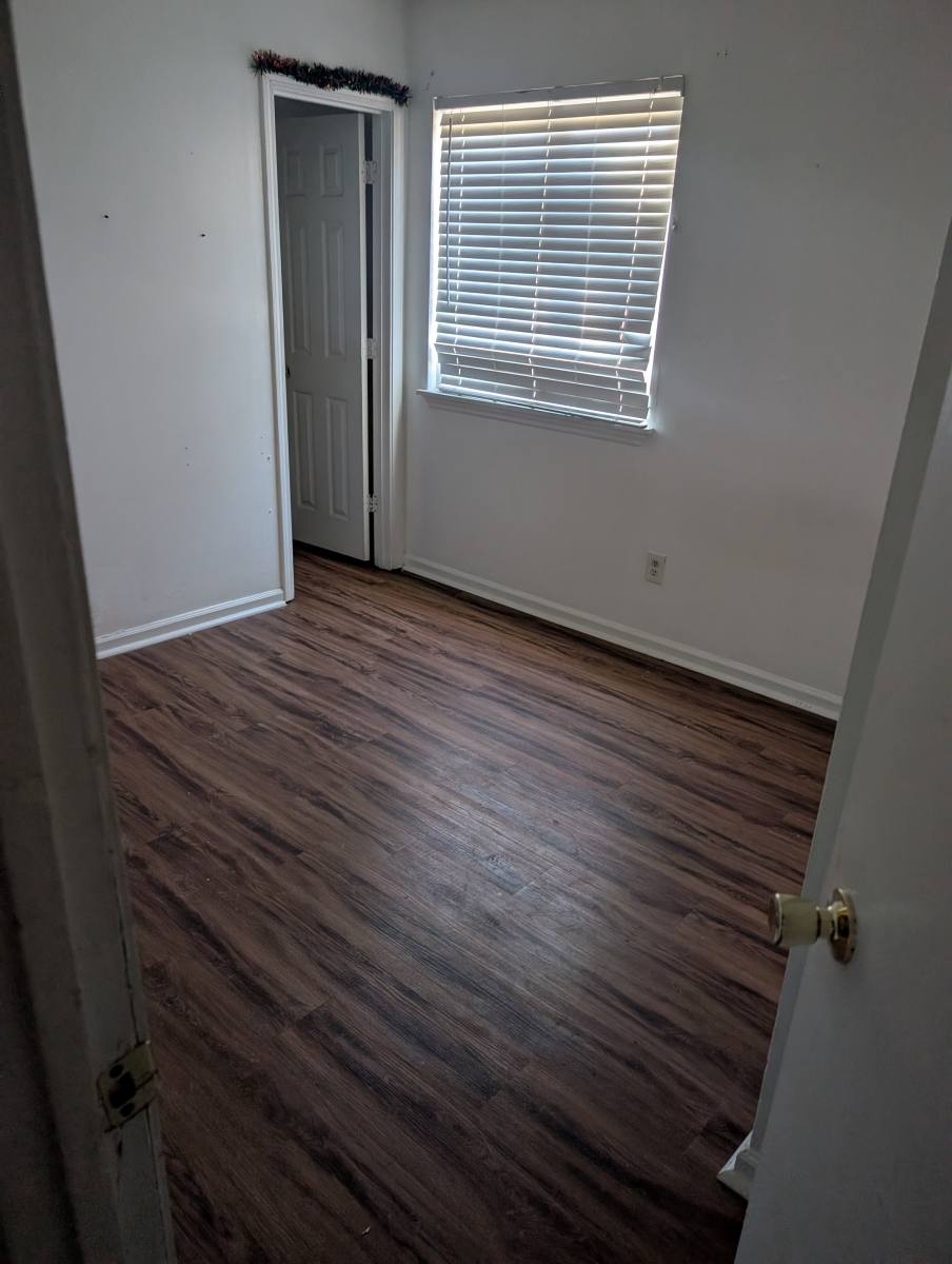 House for rent at 6155 Bent Tree Court, Charlotte, NC 28212