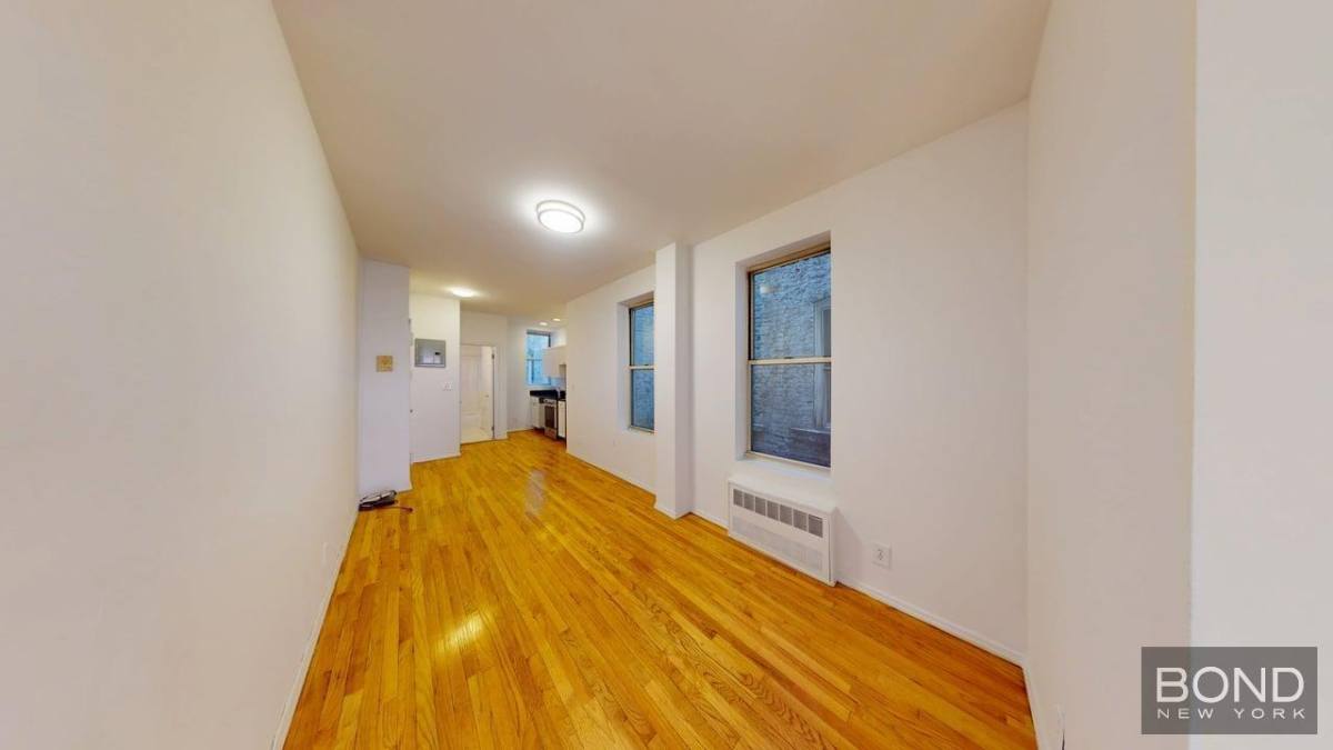 Apartment for rent at 24 King St #14, New York, NY 10014