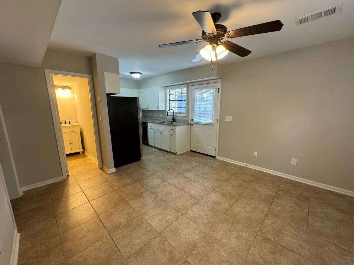 Townhouse for rent at 707 McLarty, Oxford, MS 38655