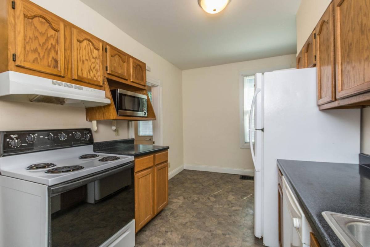 House for rent at 311 E 11th, Bloomington, IN 47408