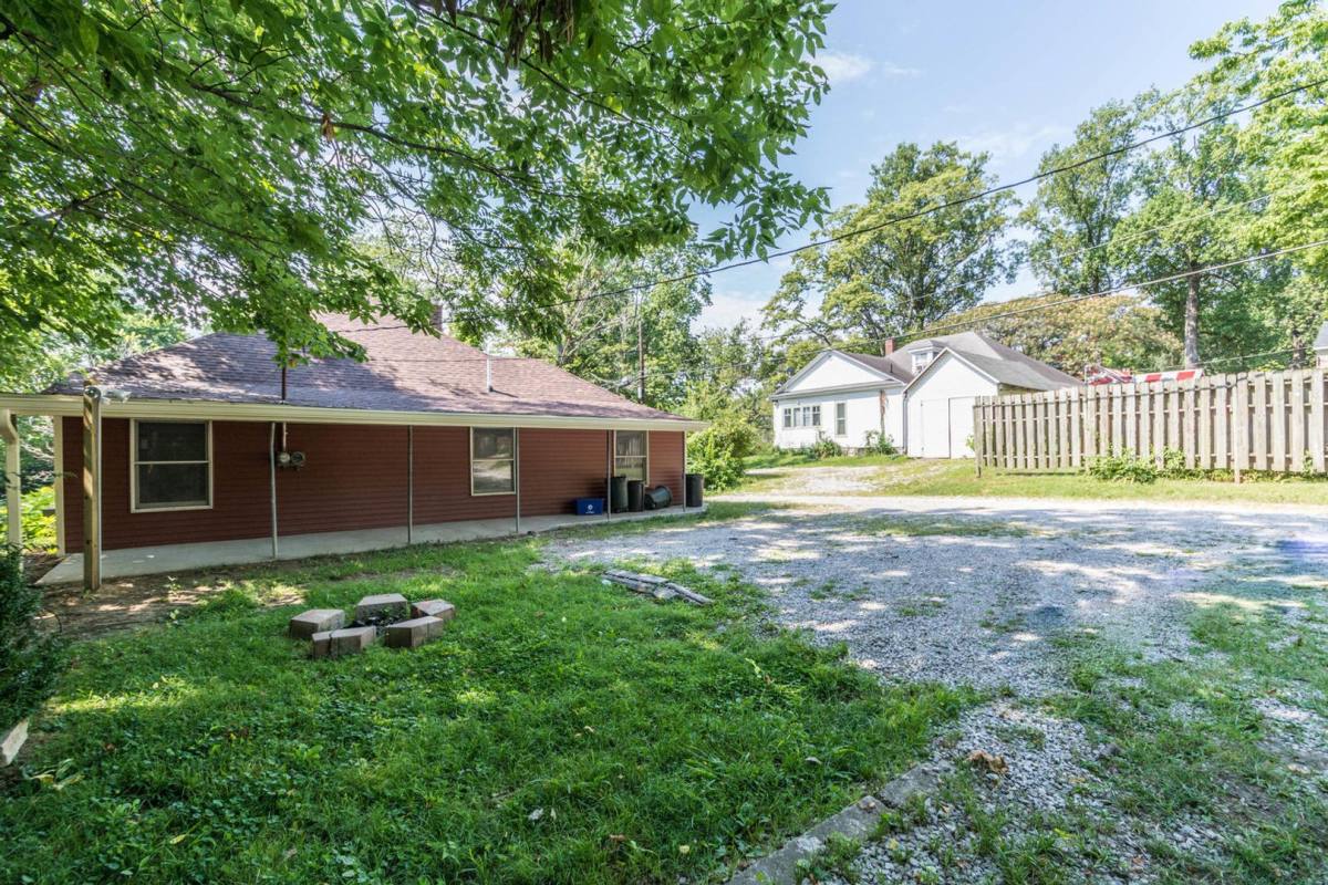 House for rent at 311 E 11th, Bloomington, IN 47408