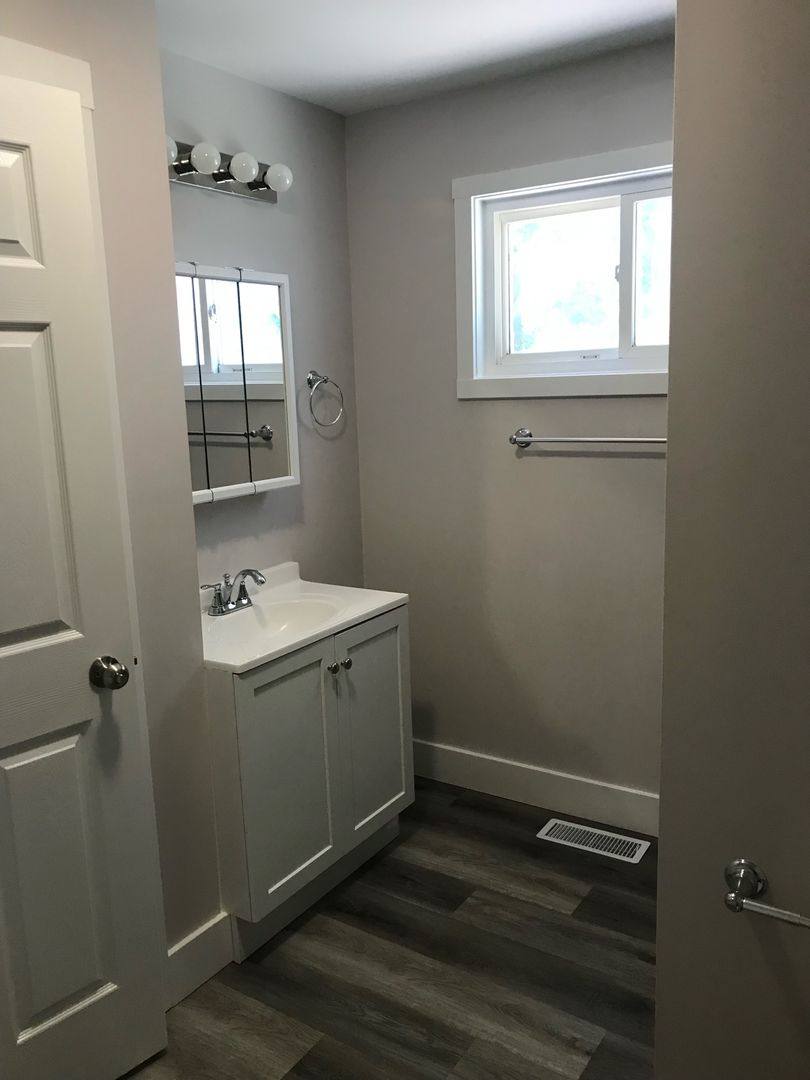 Apartment for rent at 406 E 20th St, Bloomington, IN 47408