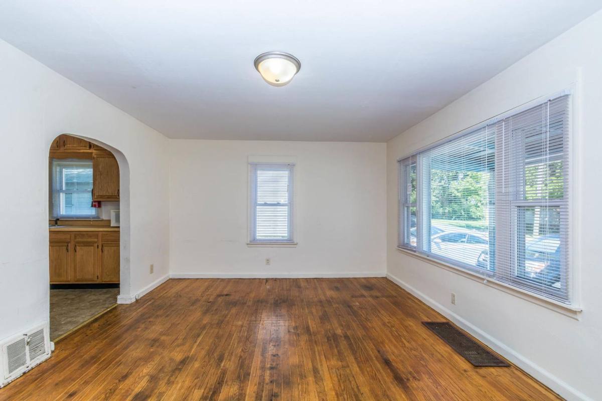 Apartment for rent at 406 E 20th St, Bloomington, IN 47408