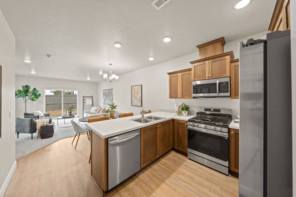 Townhouse for rent at 21181 SE Golden Market Lane, Bend, OR 97702