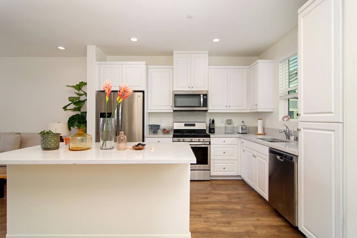 Townhouse for rent at 511 Sandpiper Way, Imperial Beach, CA 91932