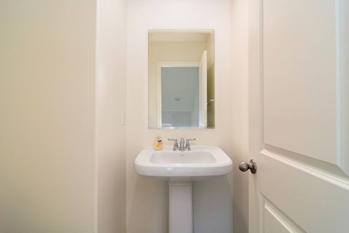 Townhouse for rent at 511 Sandpiper Way, Imperial Beach, CA 91932