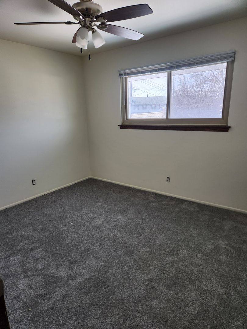 Townhouse for rent at 9804 W Beloit Rd, Milwaukee, WI 53227