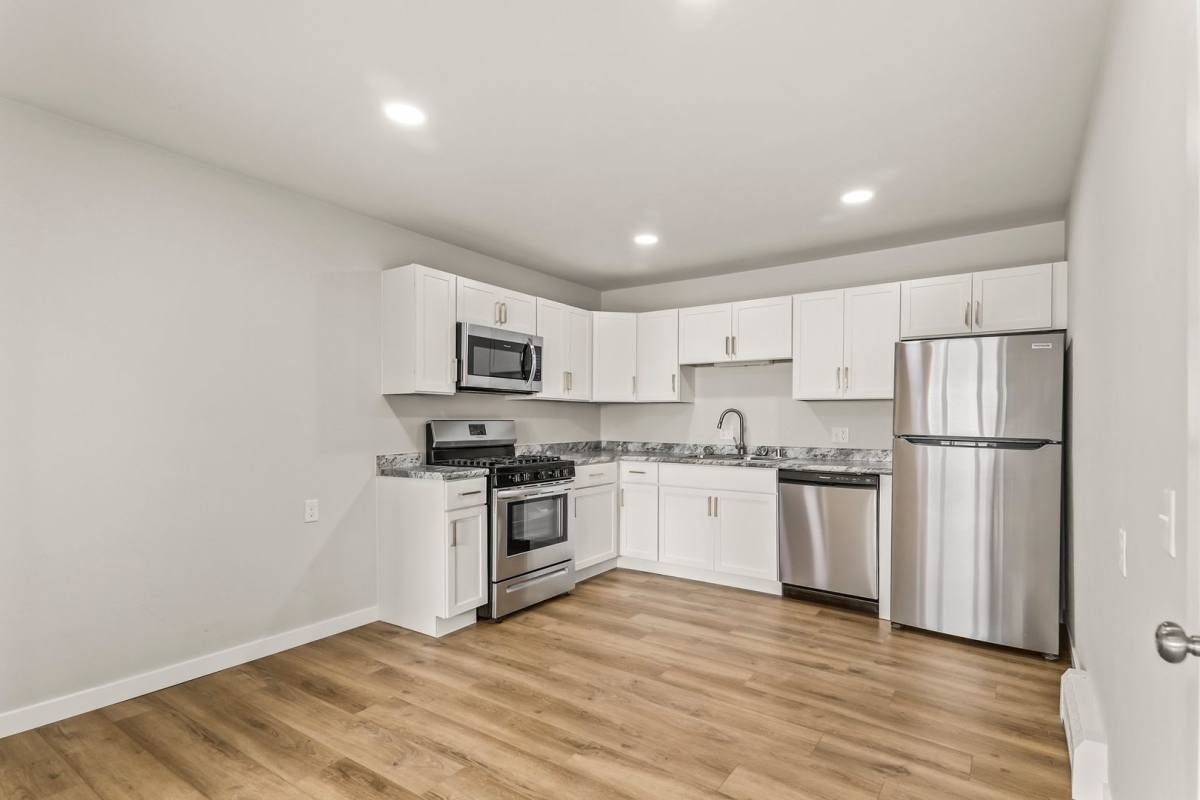 Apartment for rent at 124 - 132 208 224 S Bird St, Sun Prairie, WI 53590