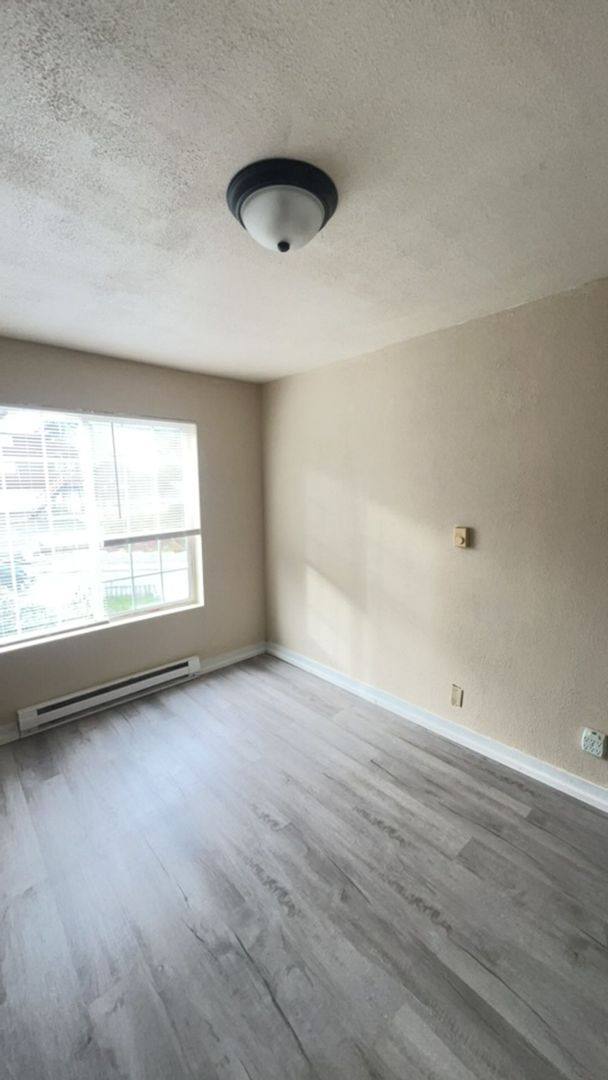 Apartment for rent at 2129 Union Ave, North Bend, OR 97459