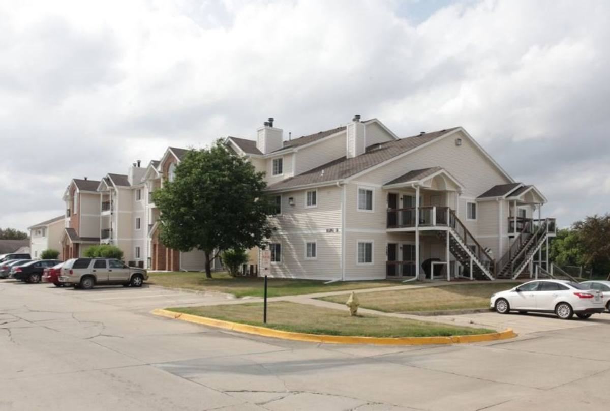 Apartment for rent at 4001 EP True Parkway, West Des Moines, IA 50265