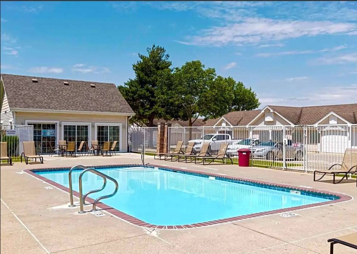 Apartment for rent at 4001 EP True Parkway, West Des Moines, IA 50265