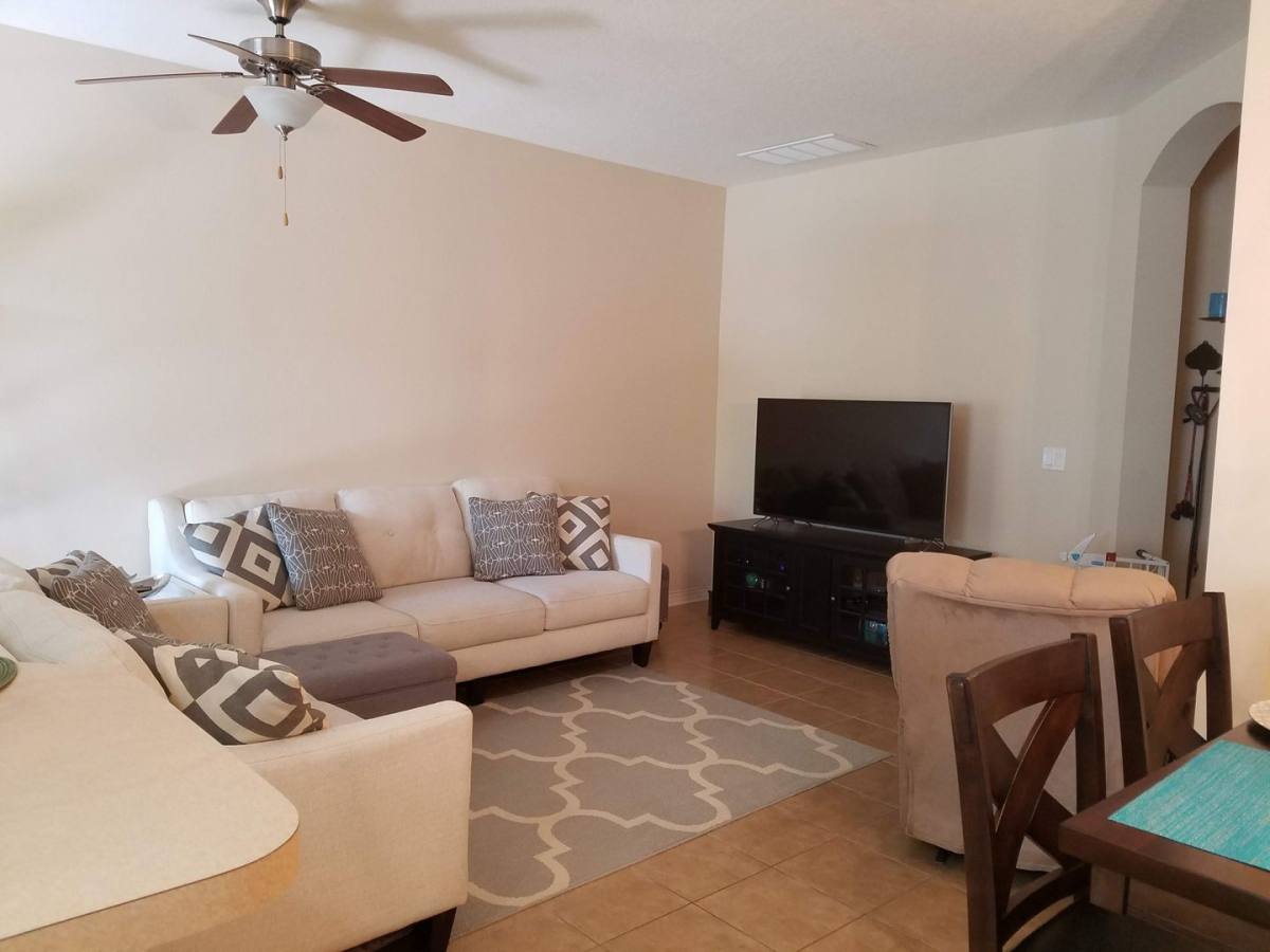 Townhouse for rent at 1394 Grantham Dr, Sarasota, FL 34234