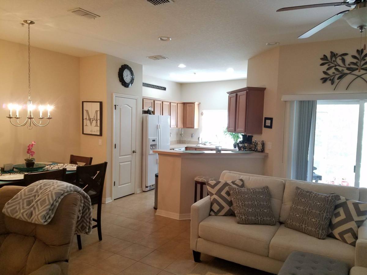 Townhouse for rent at 1394 Grantham Dr, Sarasota, FL 34234