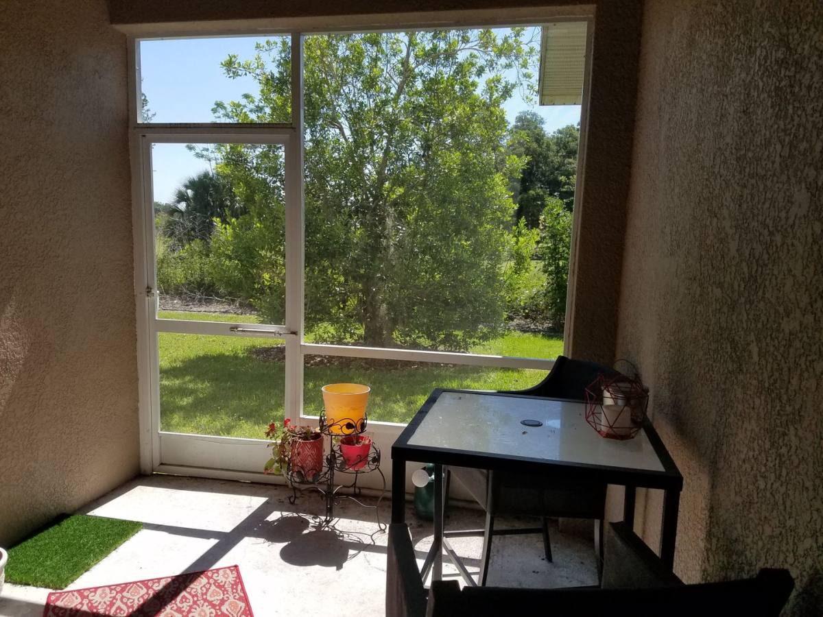 Townhouse for rent at 1394 Grantham Dr, Sarasota, FL 34234