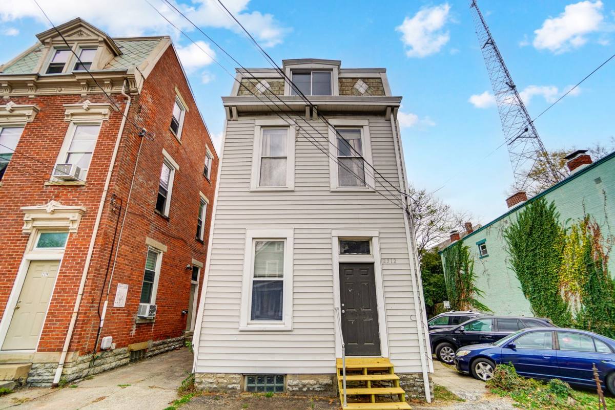 House for rent at 2312 Stratford Ave, Cincinnati, OH 45219