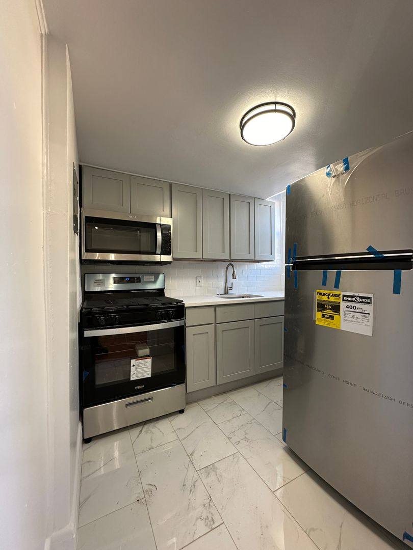 Apartment for rent at 240 E 9th, Plainfield, NJ 07060
