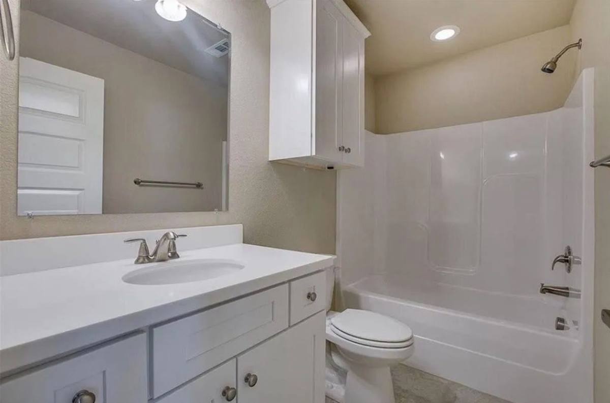 Townhouse for rent at 1596 Leverett Ave, Fayetteville, AR 72703