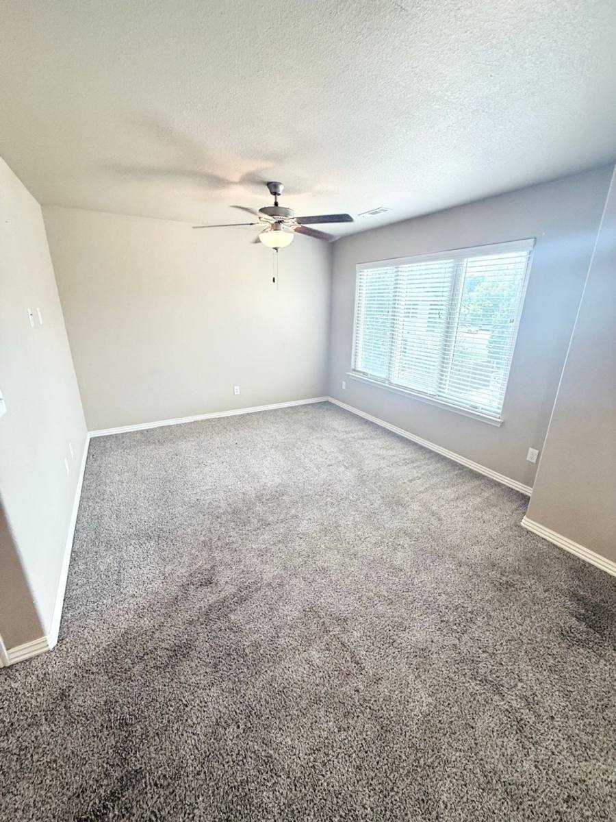 Townhouse for rent at 1596 Leverett Ave, Fayetteville, AR 72703