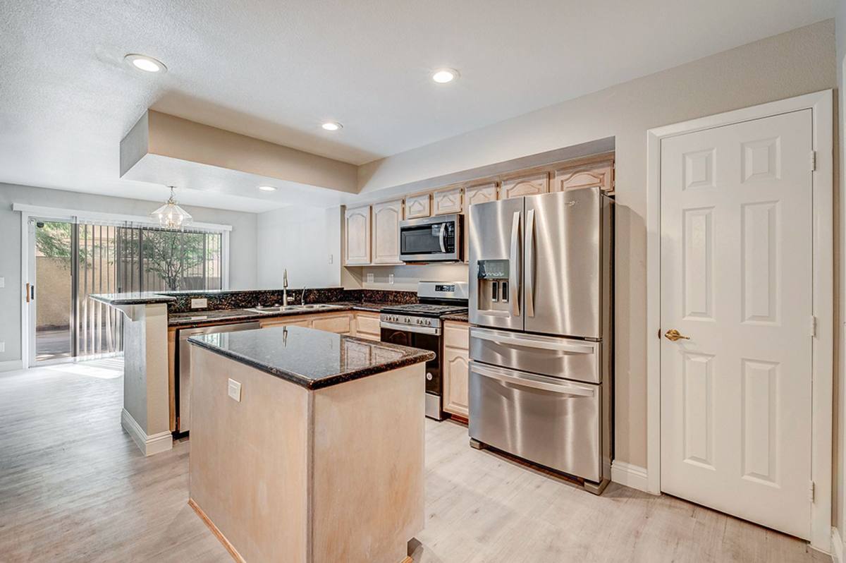 Townhouse for rent at 2641 Golden Sands Dr, Las Vegas, NV 89128