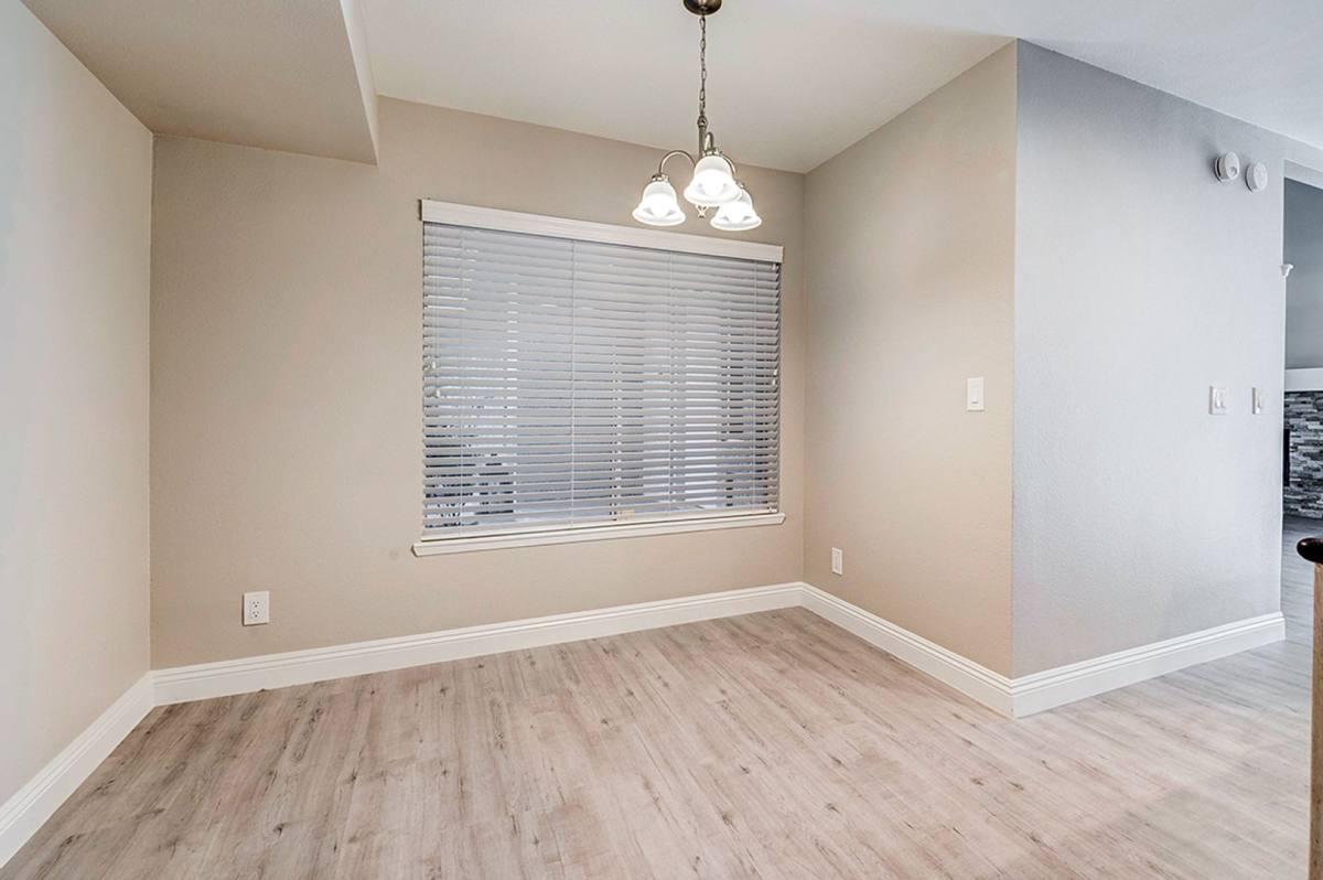 Townhouse for rent at 2641 Golden Sands Dr, Las Vegas, NV 89128