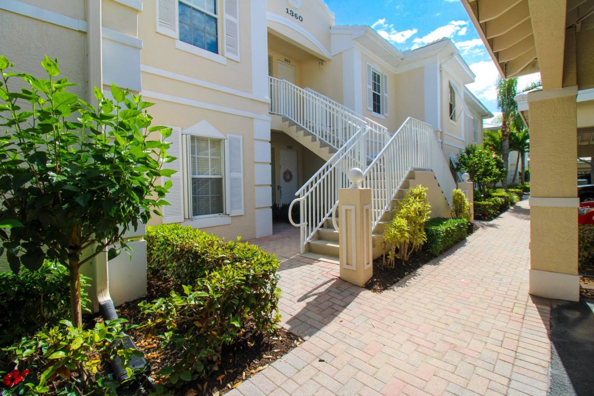 Condo for rent at 1360 Sweetwater Cove, Naples, FL 34110