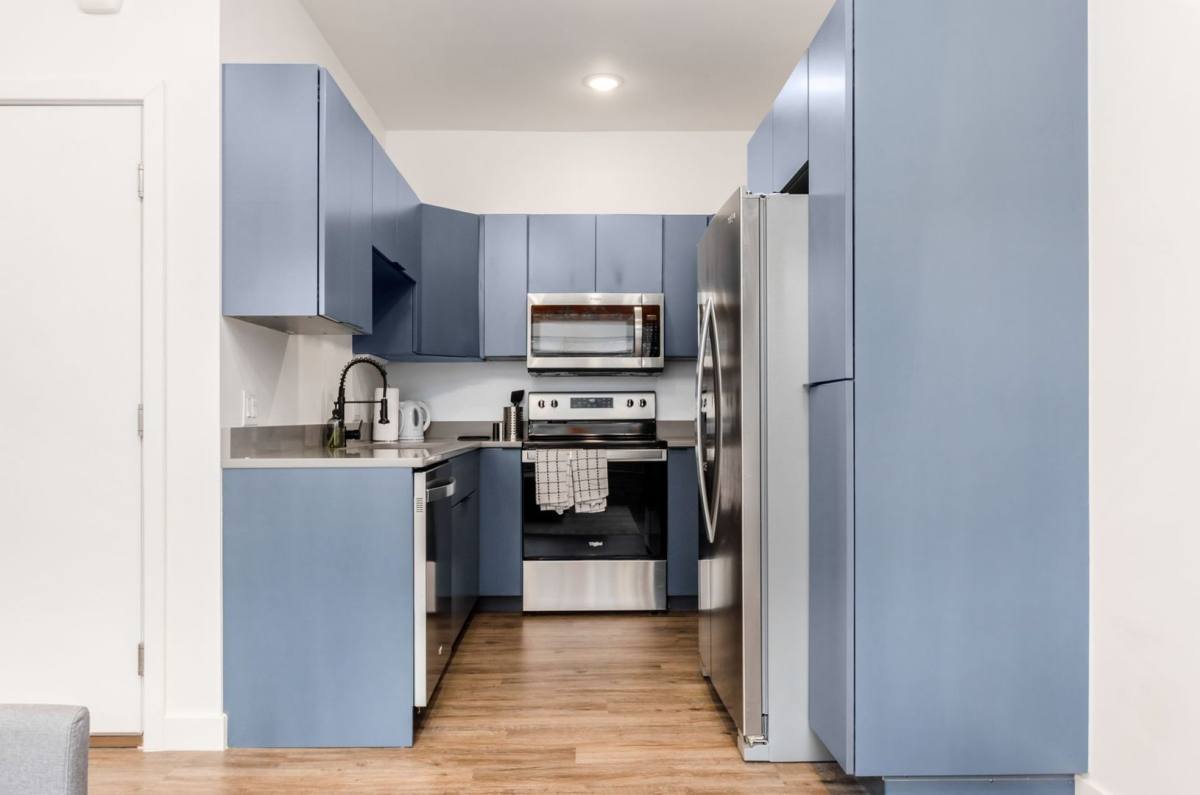 Apartment for rent at 595 E Broad St, Columbus, OH 43215