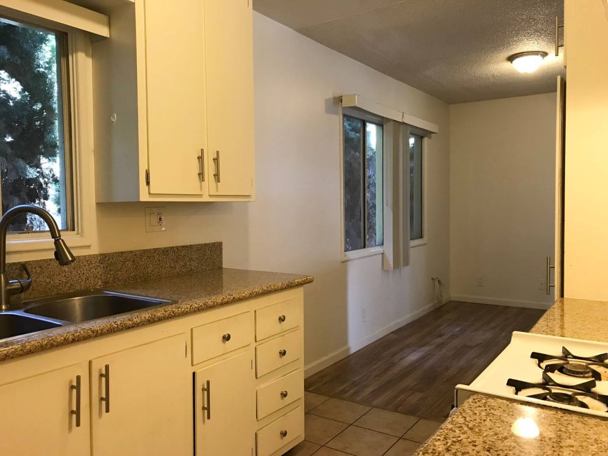Apartment for rent at 2419 Rockefeller Lane, Redondo Beach, CA 90278