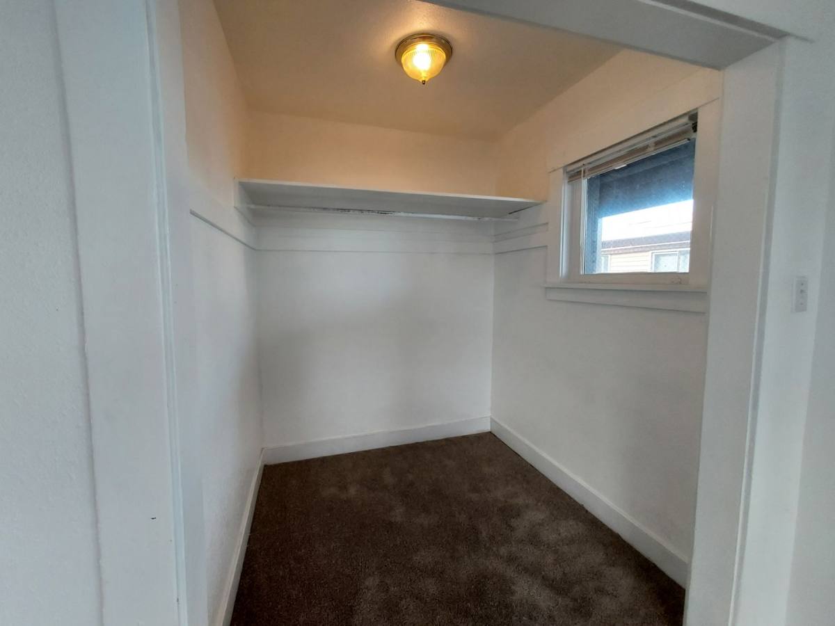 Apartment for rent at 2601 6th Ave, Tacoma, WA 98406