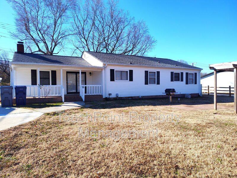 House for rent at 6561 Morehead Rd, Harrisburg, NC 28075