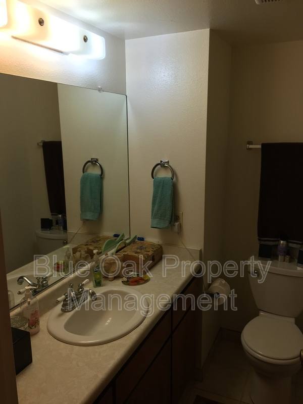 Condo for rent at 1412 N Cherry St #7, Chico, CA 95926
