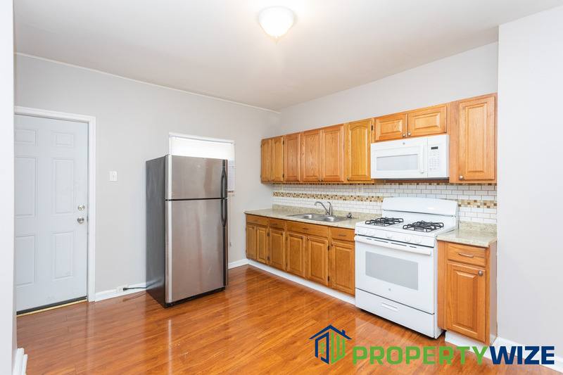 Townhouse for rent at 2608 McElderry St, Baltimore, MD 21205
