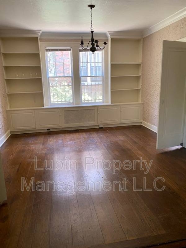Apartment for rent at 2191 Washington Ave #1, Memphis, TN 38104