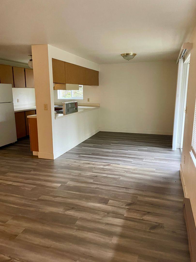 Apartment for rent at 1060 York St, Bellingham, WA 98229