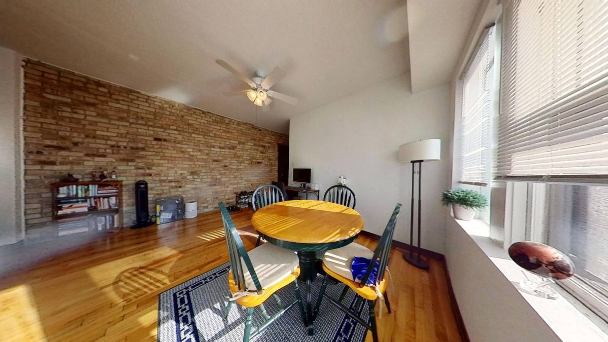 Apartment for rent at 1307-17 W Addison St, Chicago, IL 60613