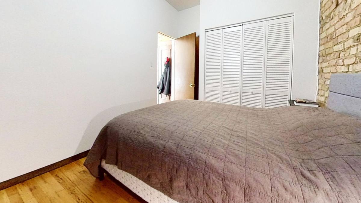 Apartment for rent at 1307-17 W Addison St, Chicago, IL 60613