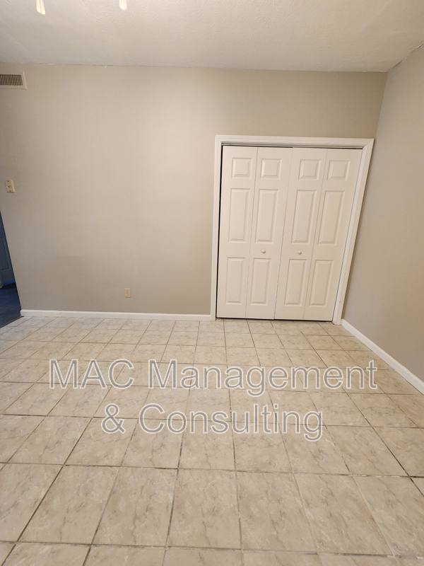 Apartment for rent at 978 N Franklin Ave #2, Cookeville, TN 38501