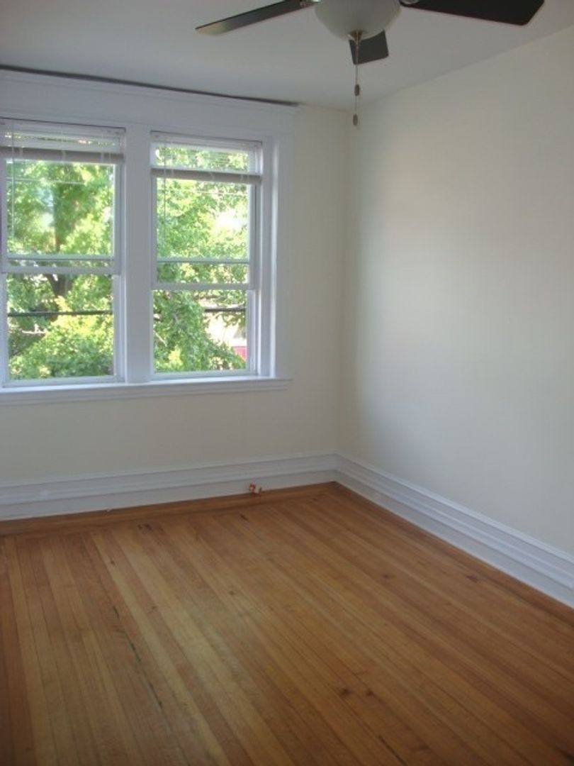 Apartment for rent at 136 Dwight St, New Haven, CT 06511
