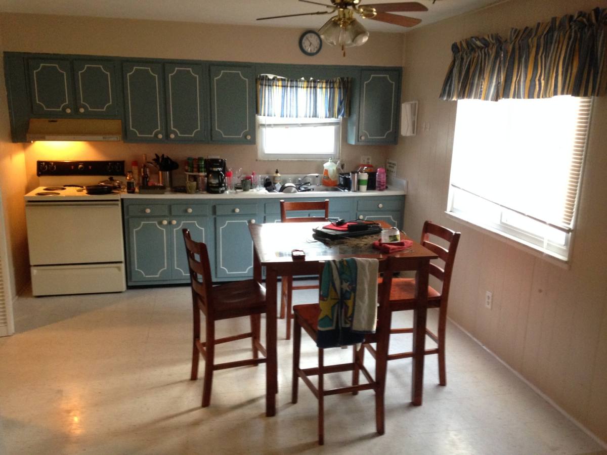 Apartment for rent at 349 Gilmore St, Morgantown, WV 26505