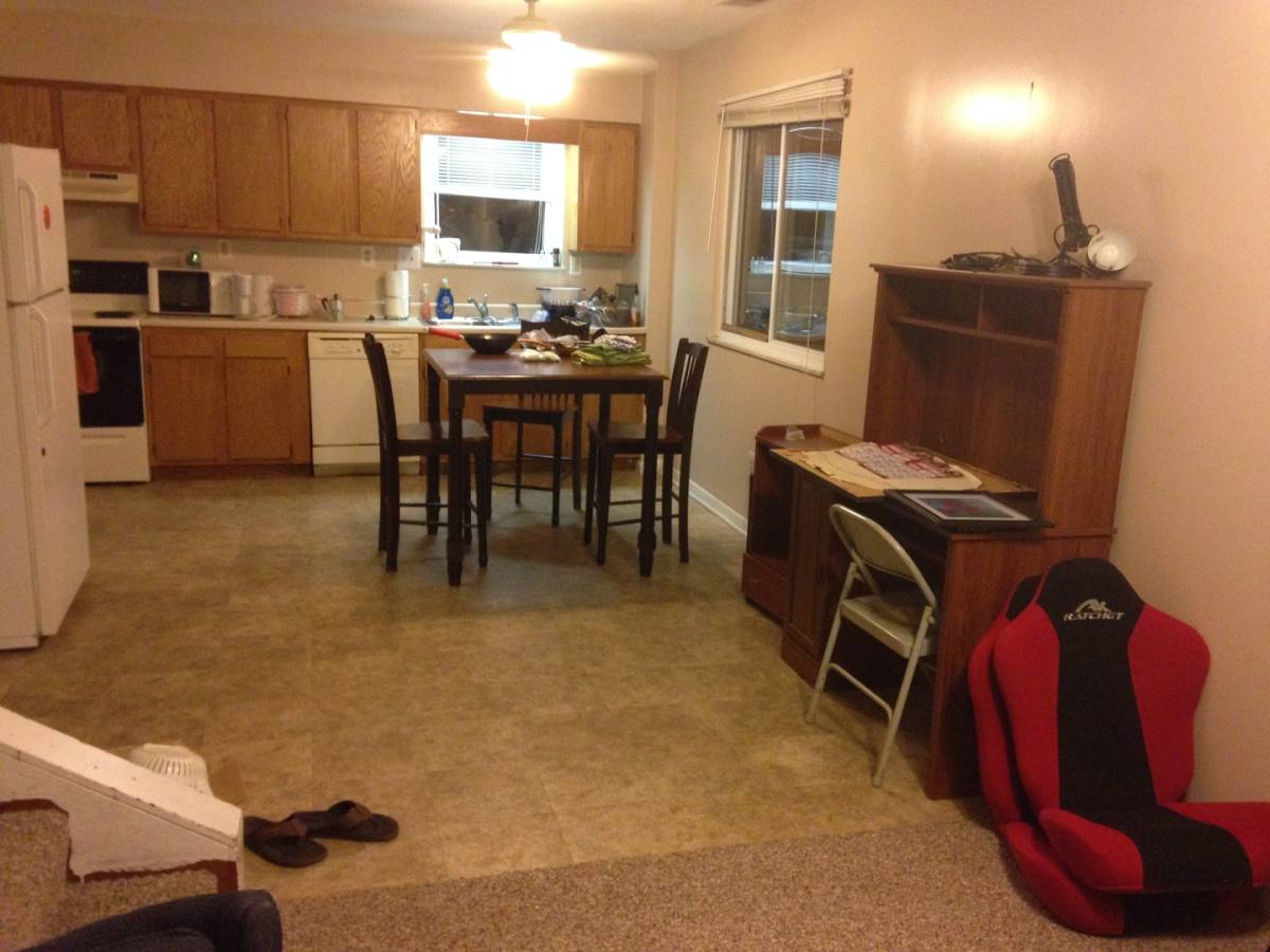 Apartment for rent at 349 Gilmore St, Morgantown, WV 26505