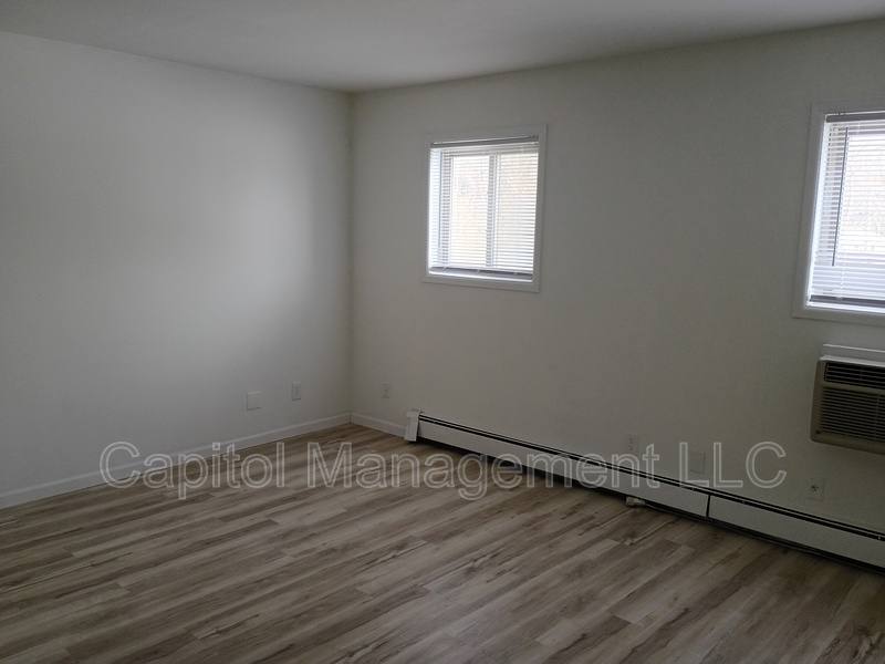 Apartment for rent at 3322 W Michigan Ave #3, Lansing, MI 48917