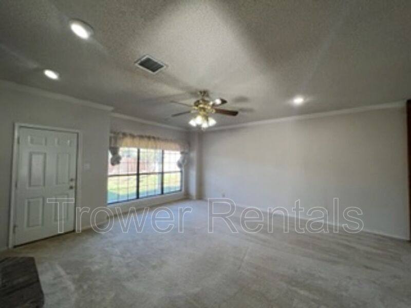 House for rent at 3913 Lyndale, Odessa, TX 79762