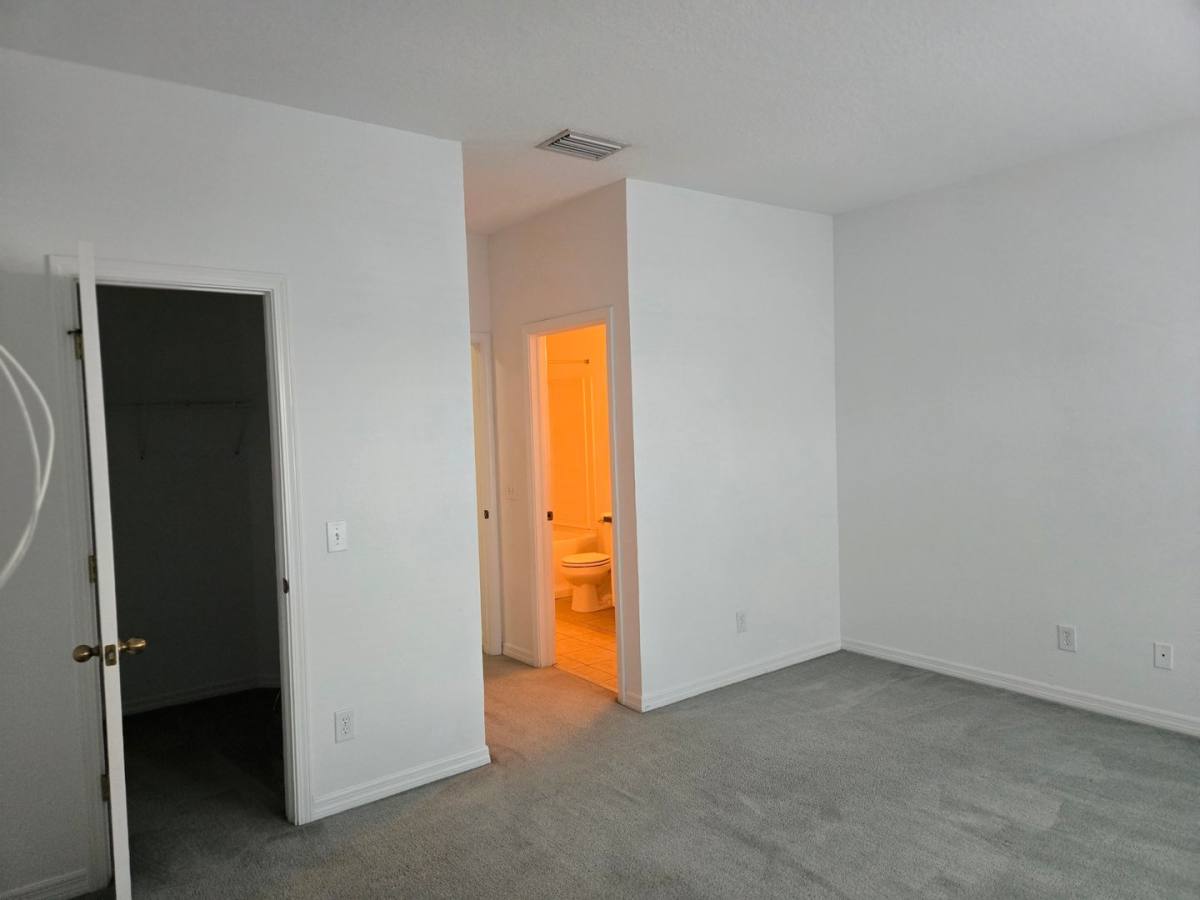 Townhouse for rent at 12327 Healey Summit Lane, Riverview, FL 33579