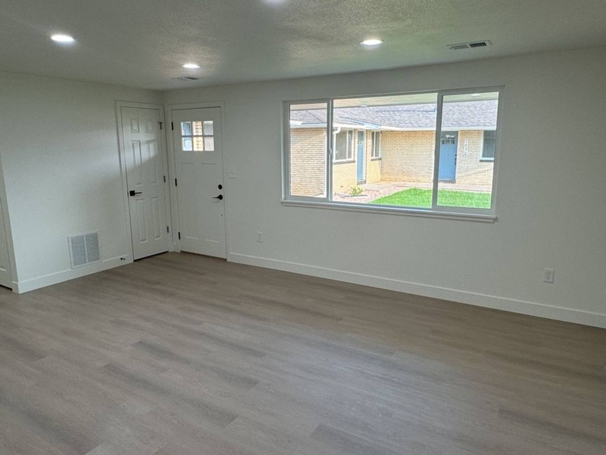 Apartment for rent at 1640 Cheyenne Ave, Loveland, CO 80538