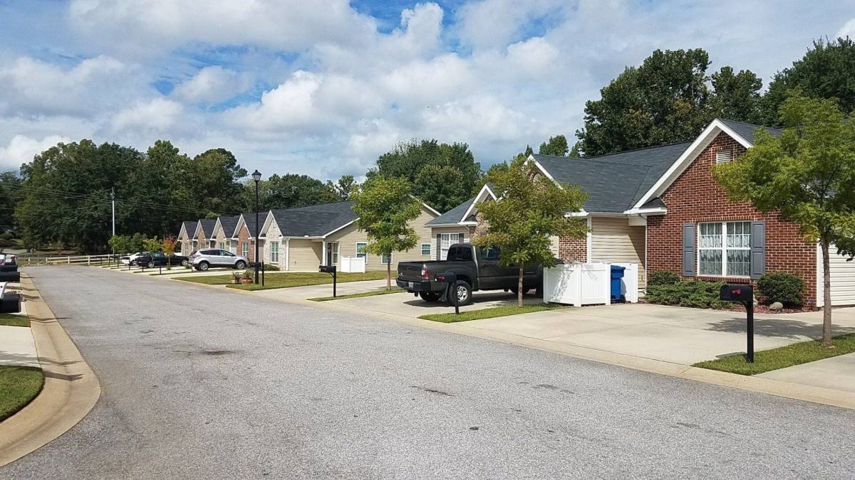 House for rent at 33 Embecca Landing, Oxford, AL 36203