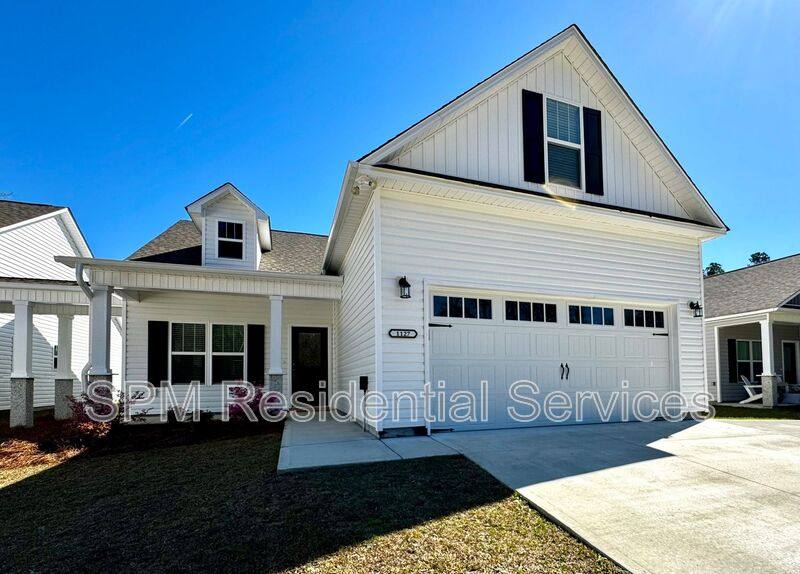 House for rent at 1127 Dan Owen Dr, Hampstead, NC 28443