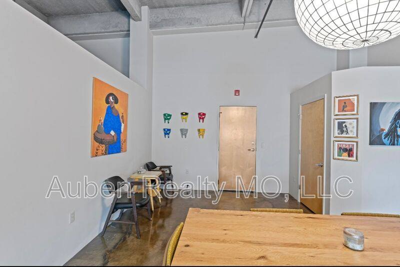 Apartment for rent at 360 Pershing Rd #330, Kansas City, MO 64108