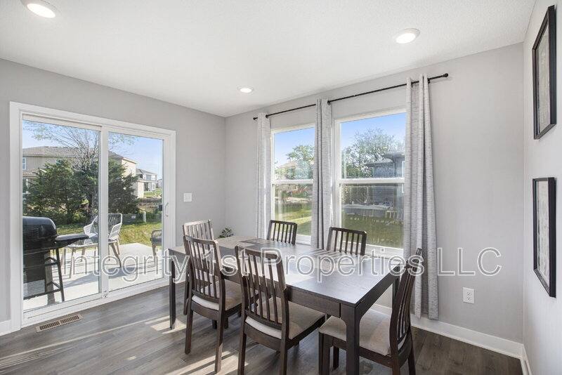 House for rent at 13316 180th St, Olathe, KS 66062